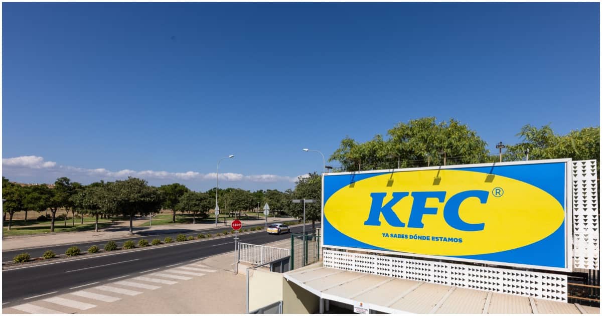 Ресторан KFC сделал рекламу в стиле IKEA